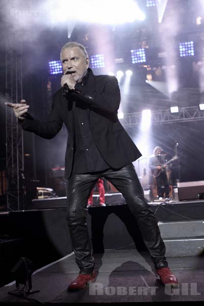 BERNARD LAVILLIERS - 2014-07-20 - PARIS - Parvis de l'Hotel de Ville - 